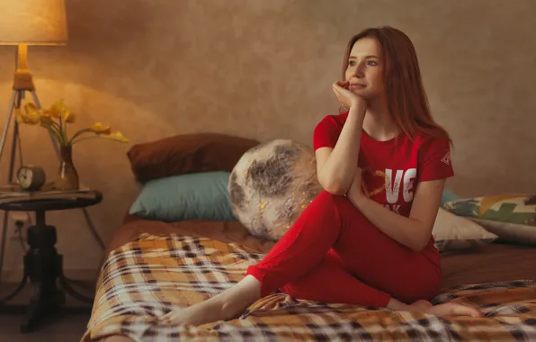 Картинка девушка, поза, кровать, рыжая, рыжеволосая, Иван Лосев