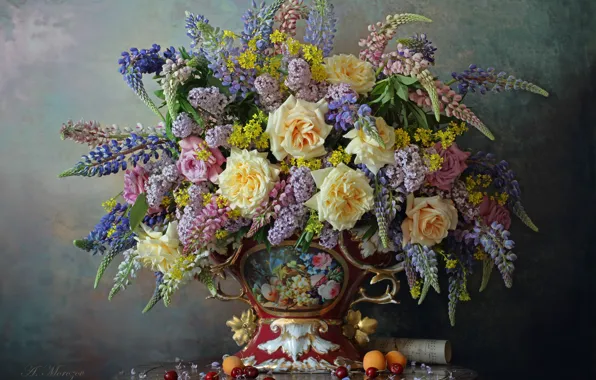 Картинка цветы, стиль, ягоды, ноты, фон, розы, букет, ваза