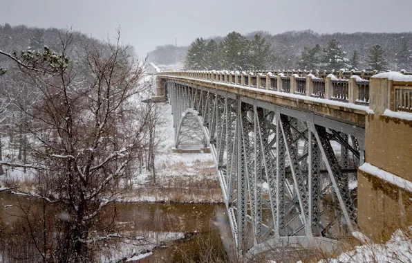 Картинка зима, снег, деревья, мост, река, Мичиган, Michigan, Река Пайн