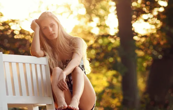 Листья, девушка, деревья, ноги, волосы, girl, legs, trees