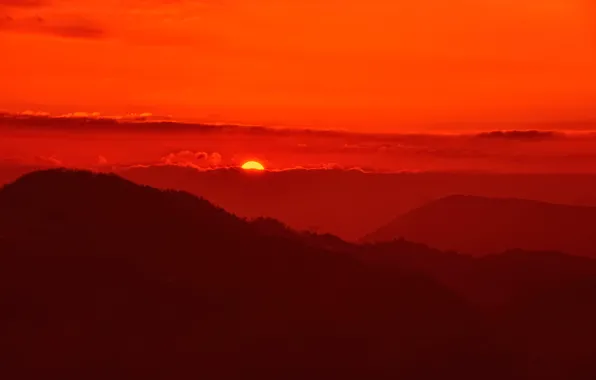 Картинка небо, солнце, облака, закат, горы