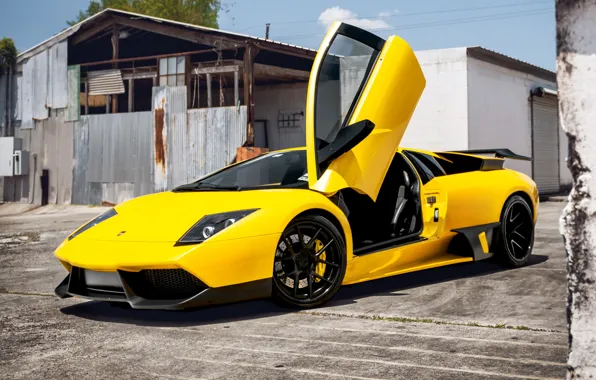 Желтый, суперкар, Lamborghini Murcielago, ламборгини, мурсиелаго