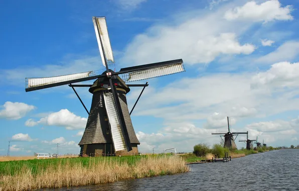 Картинка поле, небо, трава, облака, село, мельница, канал, нидерланды