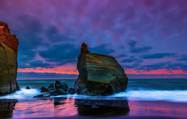 Картинка море, небо, облака, пейзаж, камни, скалы, краски, зарево