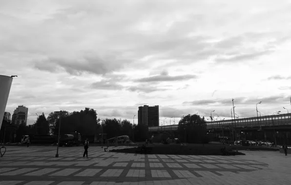 Небо, облака, город, люди, здания, дома, чёрно-белое, Россия