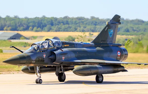 Фонарь, ВПП, Mirage 2000, ВВС Франции, Armée de l'Air, ПТБ, Dassault Mirage 2000