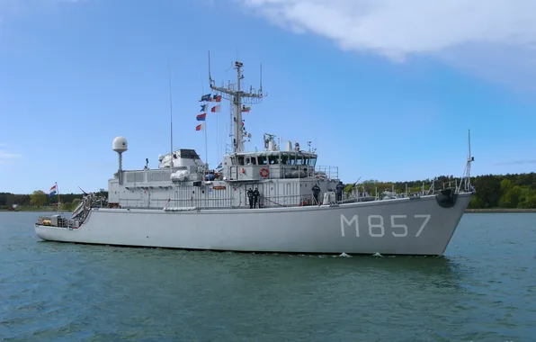 Минный тральщик, ВМС Нидерландов, HNLMS Makkum