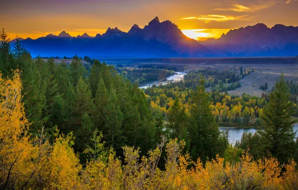 Картинка осень, лес, солнце, закат, горы, река, США, Snake River View