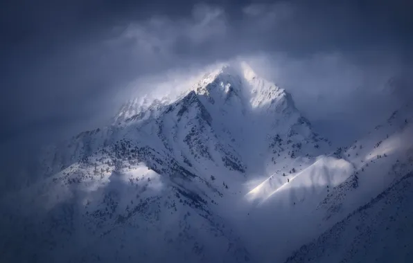 Картинка зима, облака, свет, снег, горы, гора