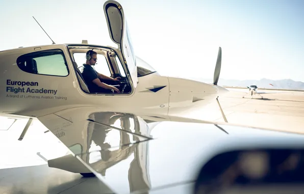 Транспорт, мужик, пилот, самолёт, Lufthansa European Flight School