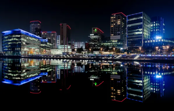 Ночь, город, Manchester