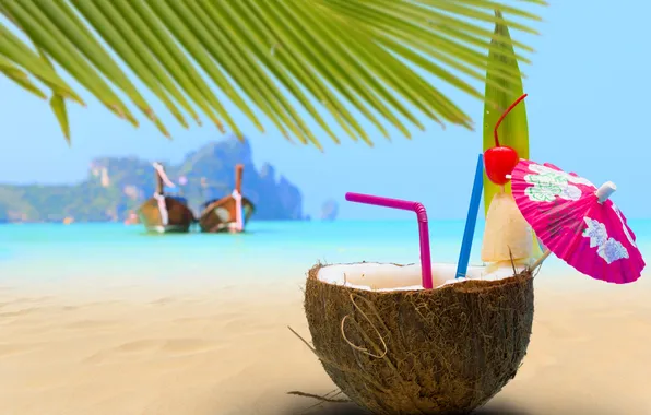 Картинка море, пляж, пальмы, зонтик, лодки, коктейль, трубочки, тропик
