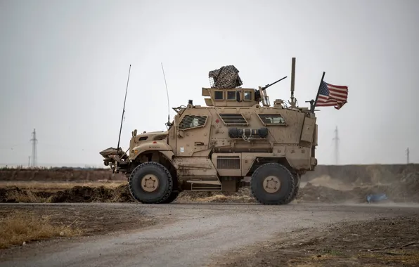 Картинка Флаг, США, Сирия, Syria, Военная база, Military base, US vehicle, Румайлан