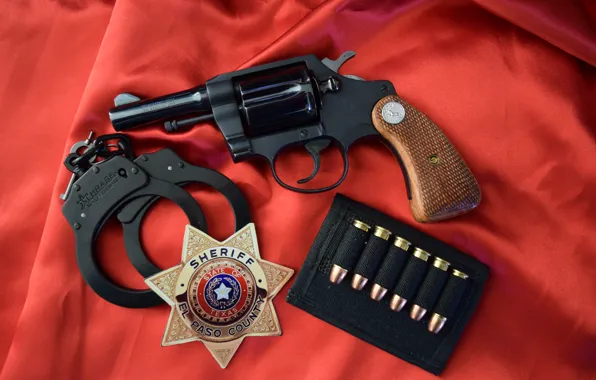 Значок, наручники, 1970, colt, Detective Special 3