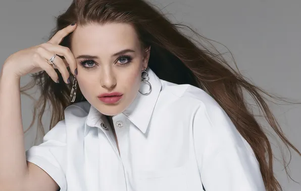 Поза, фон, портрет, актриса, шатенка, австралийская, Katherine Langford, Кэтрин Лэнгфорд