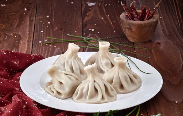 Перец, хинкали, грузинская кухня
