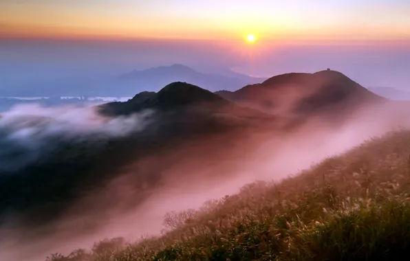 Картинка пейзаж, закат, горы, туман