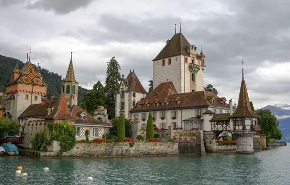 Замок, Швейцария, Замок Оберхофен, Oberhofen Castle Lake Thun