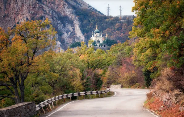 Картинка дорога, осень, пейзаж, горы, природа, храм, леса, Крым