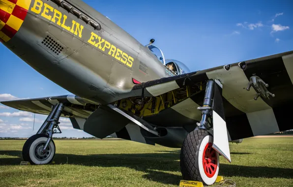Mustang, Истребитель, USAF, Вторая Мировая Война, North American P-51 Mustang, Шасси, P-51B Mustang
