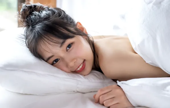 Asian, Model, Bed, Woman, Pretty, Japanese, Close Up, Close Shot