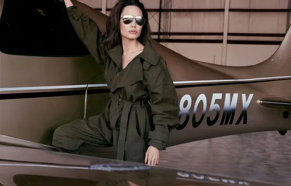 Девушка, стиль, актриса, брюнетка, Анджелина Джоли, Angelina Jolie, очки, ангар