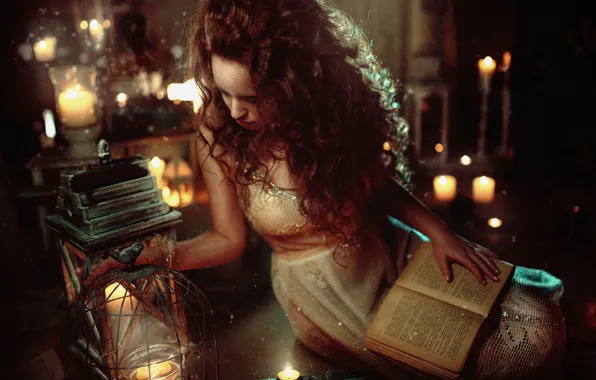 Картинка девушка, огни, настроение, волосы, сказка, свечи, фонарь, книга