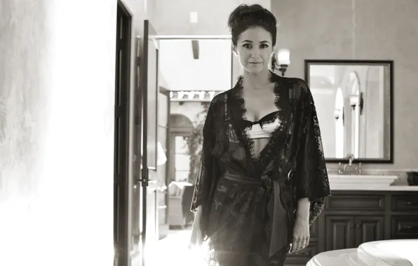 Актриса, продюсер, Emmanuelle Chriqui, Эммануэль Шрики