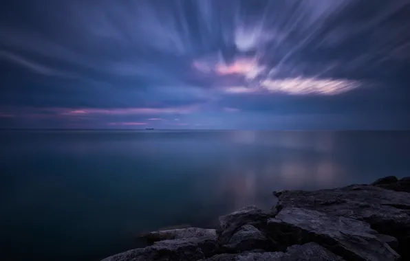Картинка небо, закат, тучи, озеро, камни, берег, вечер, Канада