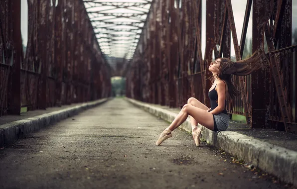 Девушка, мост, волосы, балерина, сидит, пуанты