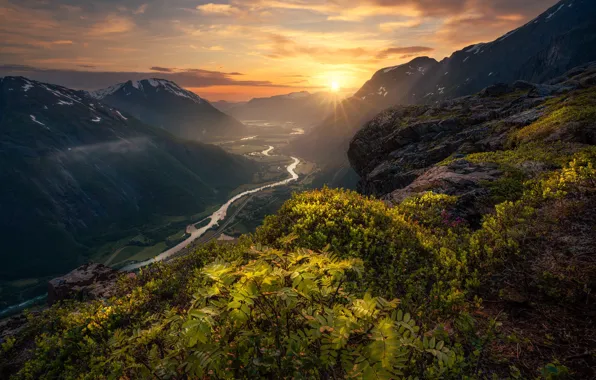 Картинка закат, горы, река, долина, Норвегия, Norway, Romsdalen Valley, Долина Ромсдален