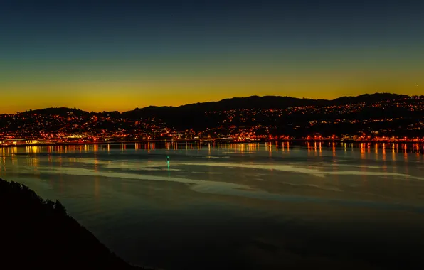Картинка горы, ночь, город, огни, Новая Зеландия, залив, сумерки, Веллингтон