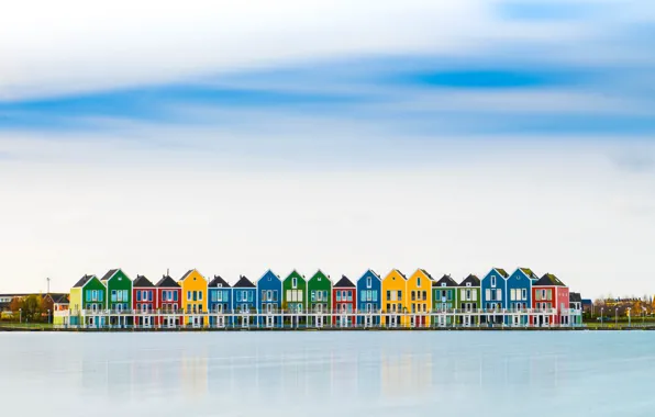 Картинка небо, облака, город, отражение, река, домики, Нидерланды, разноцветные