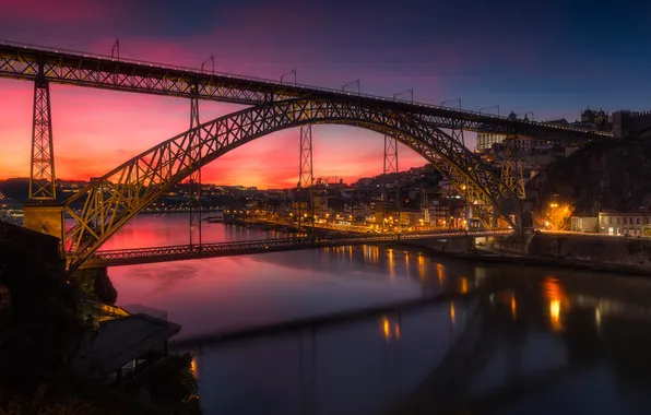 Картинка мост, река, дома, зарево, Португалия, Порту, Дуэро