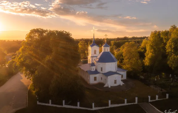 Картинка дорога, лучи, пейзаж, закат, храм, Илья Гарбузов