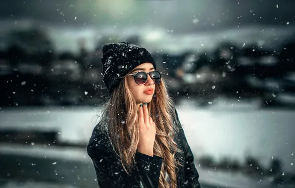 Картинка снег, очки, губки, Александра