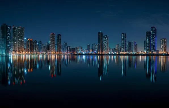 Вода, отражение, здания, дома, ночной город, небоскрёбы, ОАЭ, Персидский залив