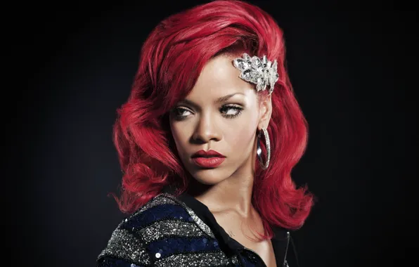 Портрет, Rihanna, красные волосы