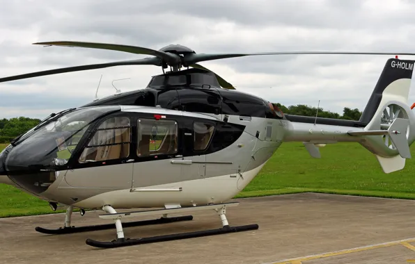 Вертолёт, Авиация, helicopter is in air