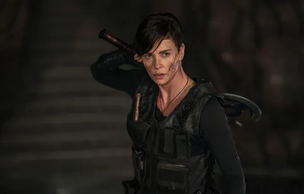 Фантастика, Charlize Theron, кадр, брюнетка, красотка, боевик, Шарлиз Терон, секира