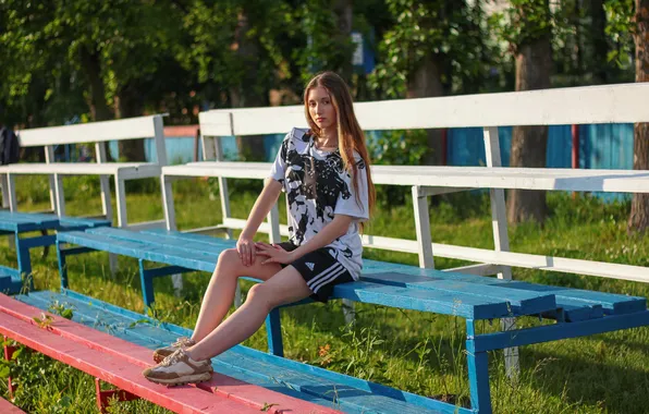 Girl, shorts, young, cute, T-shirt, long-haired, sneakers