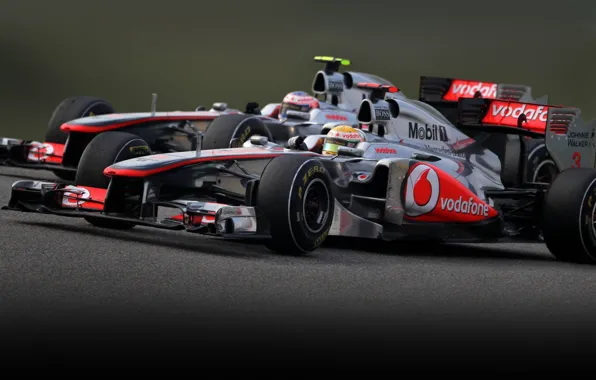 Картинка Трасса, Formula-1, McLaren MP4-26, Jenson Button, Дженсон Баттон, Формула-1, Болиды, Vodafone McLaren Mercedes