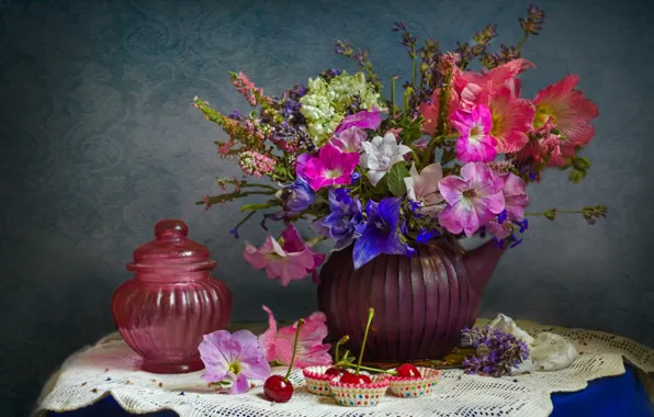 Букет, черешня, лаванда, петуния, мальва
