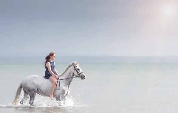 Картинка море, девушка, конь