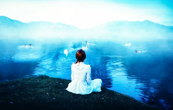 Картинка девушка, птицы, озеро, Ronny Garcia, The lake of the geese