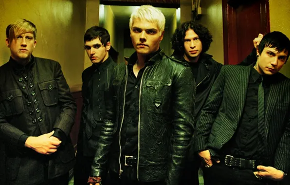 Gerard way, mikey way, my chemical romance, frank iero, ray toro, bob bryar, the black …