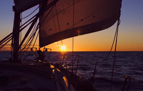 Море, солнце, закат, вечер, яхта, парус, отблески, морская романтика
