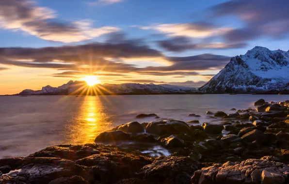 Картинка закат, горы, камни, скалы, побережье, Норвегия, Lofoten