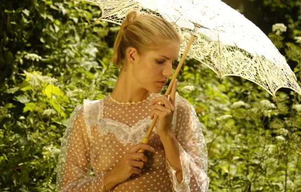 Iveta, Iveta Vale, sun, lady, blond, greenery, Iveta B, outdoor