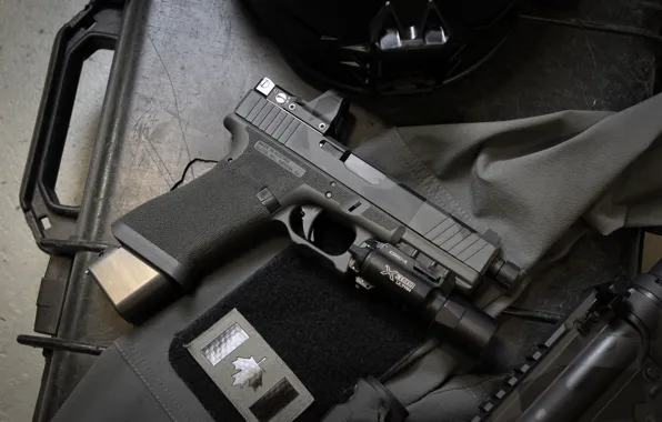 Пистолет, Glock, австрийский, самозарядный